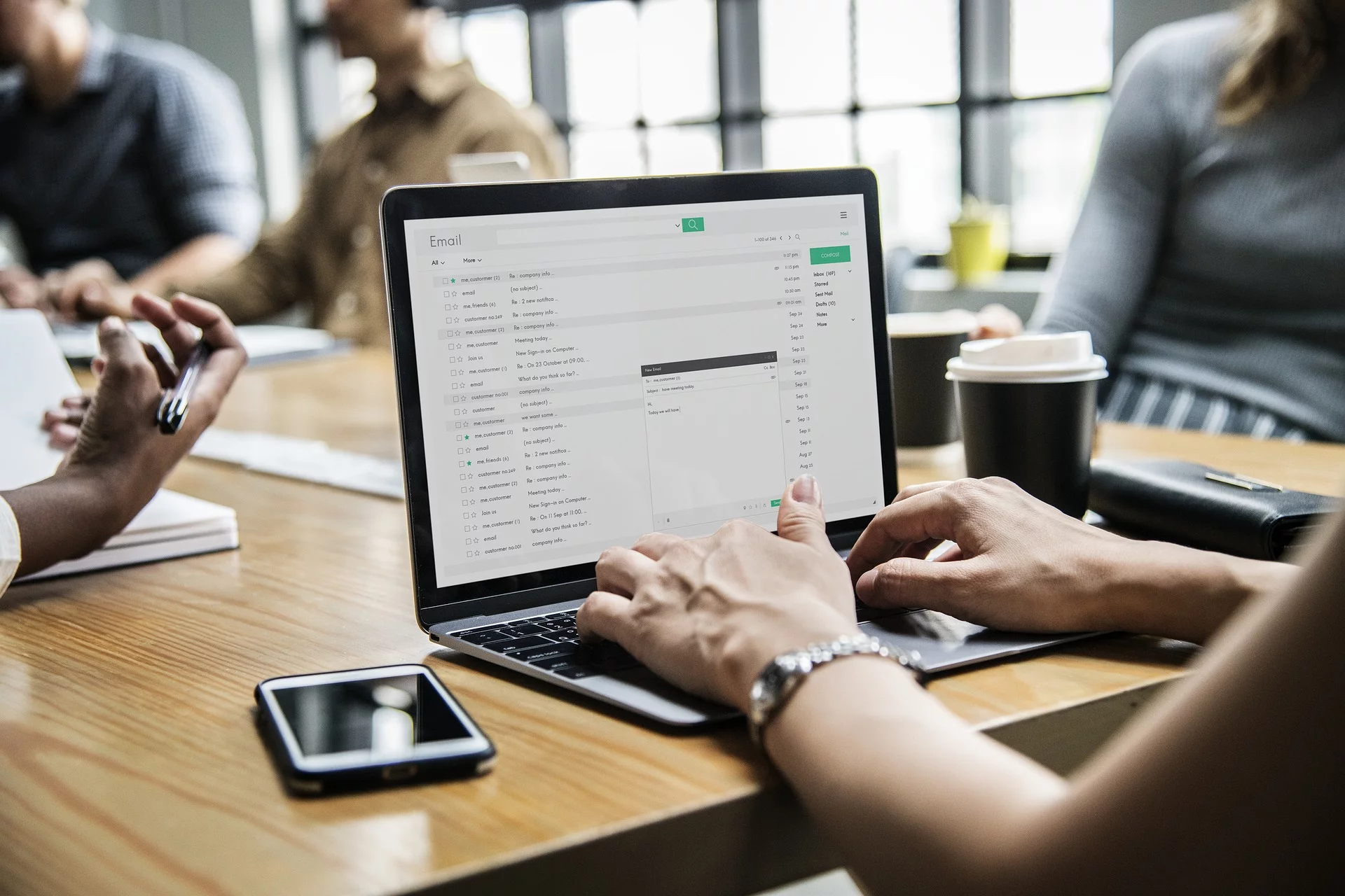 Growth Hacking - wykorzystanie wirusowości do pozyskiwania klientów 