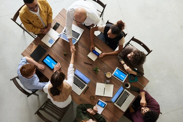 Czym się różnią pojęcia Customer Experience i Customer Success